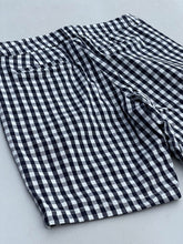 Load image into Gallery viewer, J Crew (outlet) Shorts 8