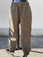 Load image into Gallery viewer, Twik/Simons Pants S