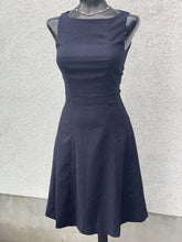 Load image into Gallery viewer, H&M Dress 4
