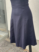 Load image into Gallery viewer, H&M Dress 4