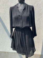 Load image into Gallery viewer, Babaton Silk Dress S