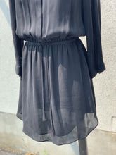 Load image into Gallery viewer, Babaton Silk Dress S