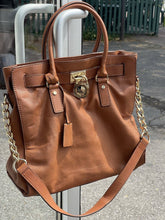 Load image into Gallery viewer, Michael Kors Handbag