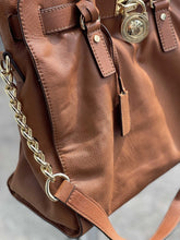 Load image into Gallery viewer, Michael Kors Handbag