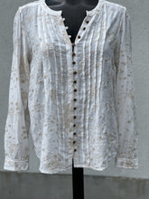 Load image into Gallery viewer, Pilcro Embroidered Top M