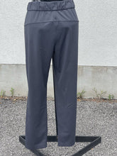 Load image into Gallery viewer, Lululemon Pants 8