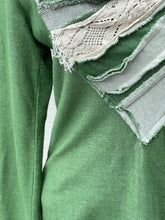 Load image into Gallery viewer, Desigual Sweater M