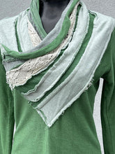 Load image into Gallery viewer, Desigual Sweater M