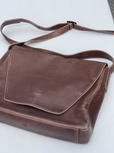 Load image into Gallery viewer, Matt & Nat Vintage Handbag
