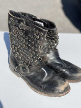 Load image into Gallery viewer, Frye Boots 9 Vintage
