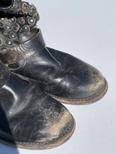 Load image into Gallery viewer, Frye Boots 9 Vintage