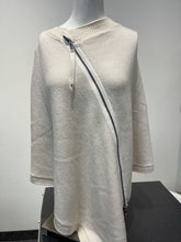 Load image into Gallery viewer, Lululemon knit shawl O/S