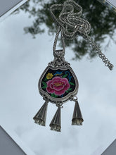 Load image into Gallery viewer, Embroidered pendant necklace