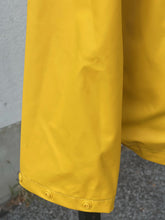 Load image into Gallery viewer, Helly Hansen Jacket 10