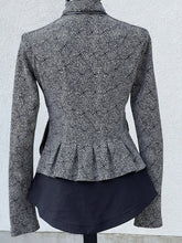 Load image into Gallery viewer, Lululemon Jacket 6 (Missing Hood As Is)