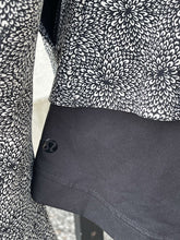 Load image into Gallery viewer, Lululemon Jacket 6 (Missing Hood As Is)