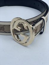 Load image into Gallery viewer, Gucci logo belt 95