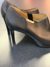 Load image into Gallery viewer, Coach booties 9.5