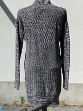 Load image into Gallery viewer, Gap Knit Dress M