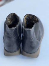 Load image into Gallery viewer, Fly London Boots 39