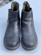 Load image into Gallery viewer, Fly London Boots 39