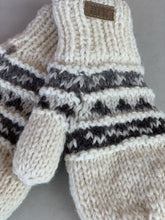Load image into Gallery viewer, Ark lined wool mittens