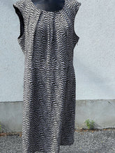 Load image into Gallery viewer, Tory Burch Dress 14