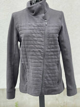 Load image into Gallery viewer, Lululemon Sweater 8