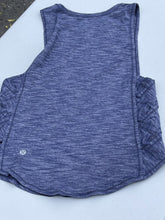 Load image into Gallery viewer, Lululemon tank S