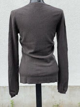 Load image into Gallery viewer, Holt Renfrew Cashmere Sweater M