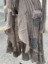 Load image into Gallery viewer, Forla Paris Designed in France Knit Sweater S