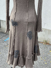 Load image into Gallery viewer, Forla Paris Designed in France Knit Sweater S