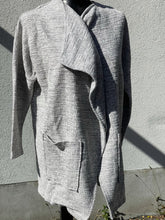 Load image into Gallery viewer, River Island Sweater 6