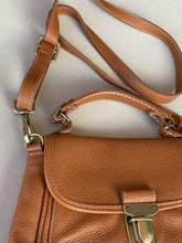 Load image into Gallery viewer, Roots crossbody