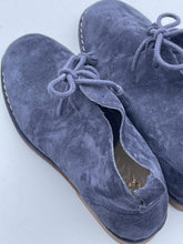 Load image into Gallery viewer, Hush Puppies Desert Boots 7