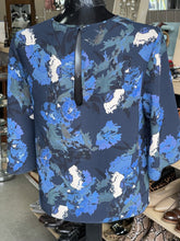 Load image into Gallery viewer, Wilfred Top short sleeve M