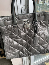 Load image into Gallery viewer, Michael Kors quilted handbag