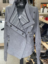 Load image into Gallery viewer, Lululemon Sweater S/M