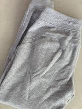 Load image into Gallery viewer, Lululemon joggers M