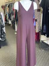 Load image into Gallery viewer, Leith cropped jumpsuit M