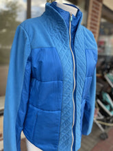 Load image into Gallery viewer, Lululemon fleece lined puffer jacket 12