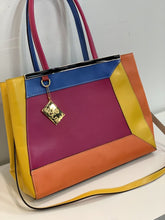 Load image into Gallery viewer, Ebb & Flo leather handbag