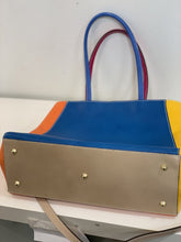 Load image into Gallery viewer, Ebb & Flo leather handbag