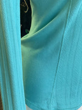 Load image into Gallery viewer, Guess Jeans top L