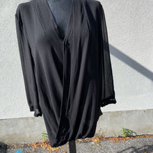 Load image into Gallery viewer, Babaton Silk Top Long sleeve L