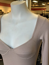 Load image into Gallery viewer, Princess Polly ribbed bodysuit 2