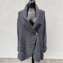 Load image into Gallery viewer, Bianco & Blue sweater L