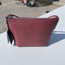 Load image into Gallery viewer, Matt & Nat Handbag NWT