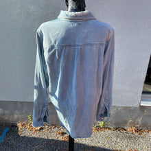 Load image into Gallery viewer, Levis Shirt Jacket L