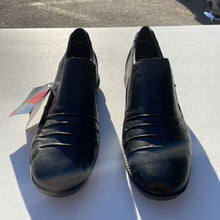Load image into Gallery viewer, Rieker Shoes NWT 40